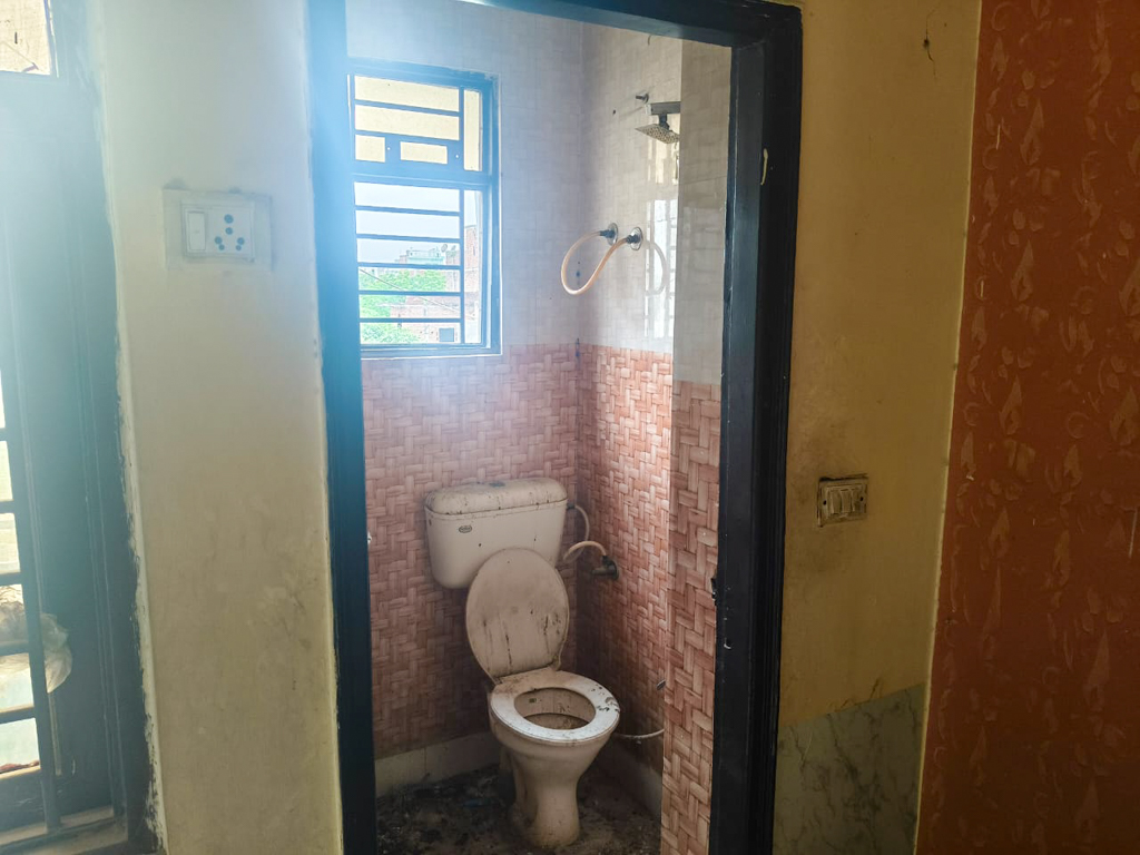Flat for sale in new delhi