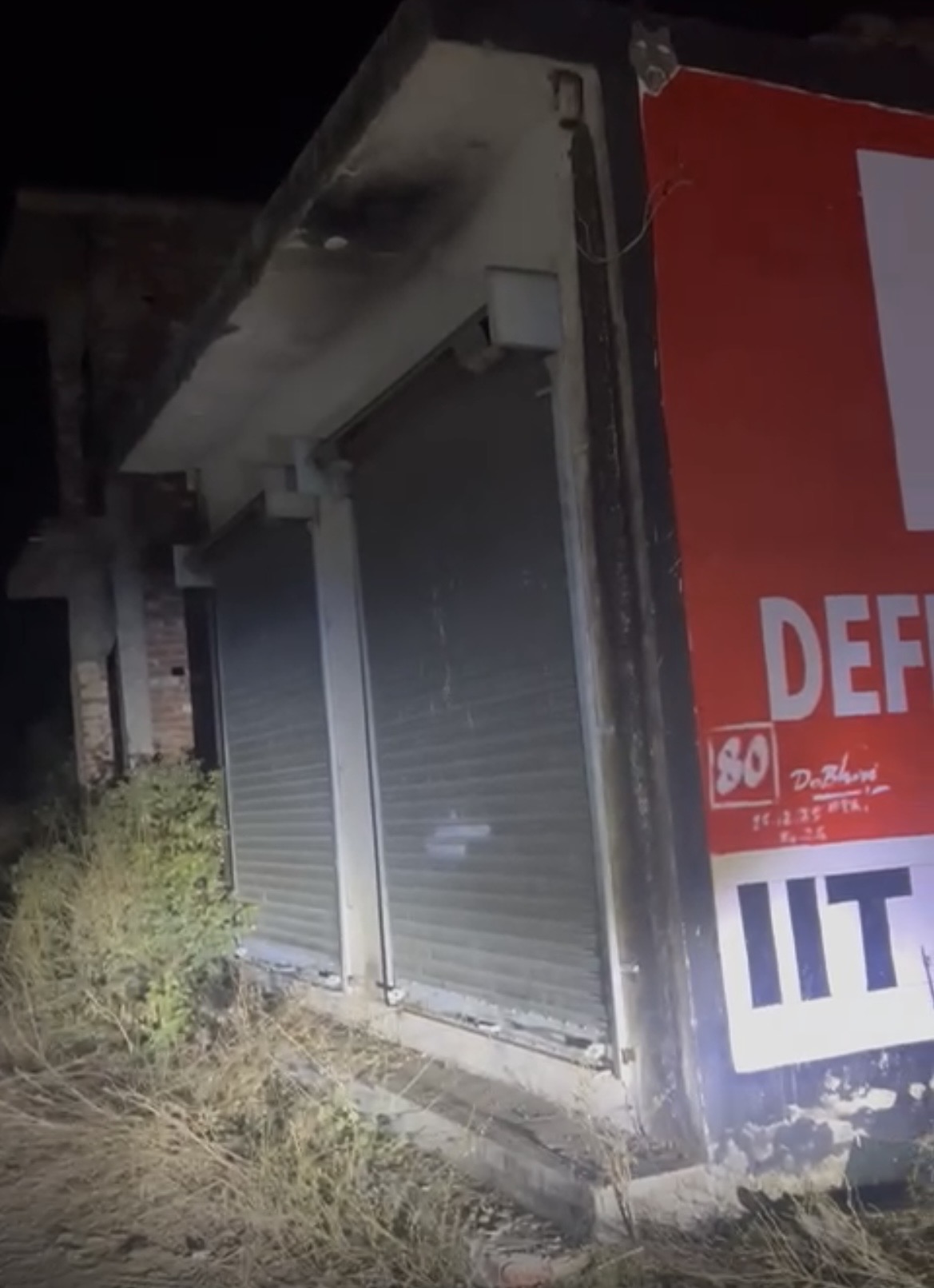 Shops for Sale in Tharial