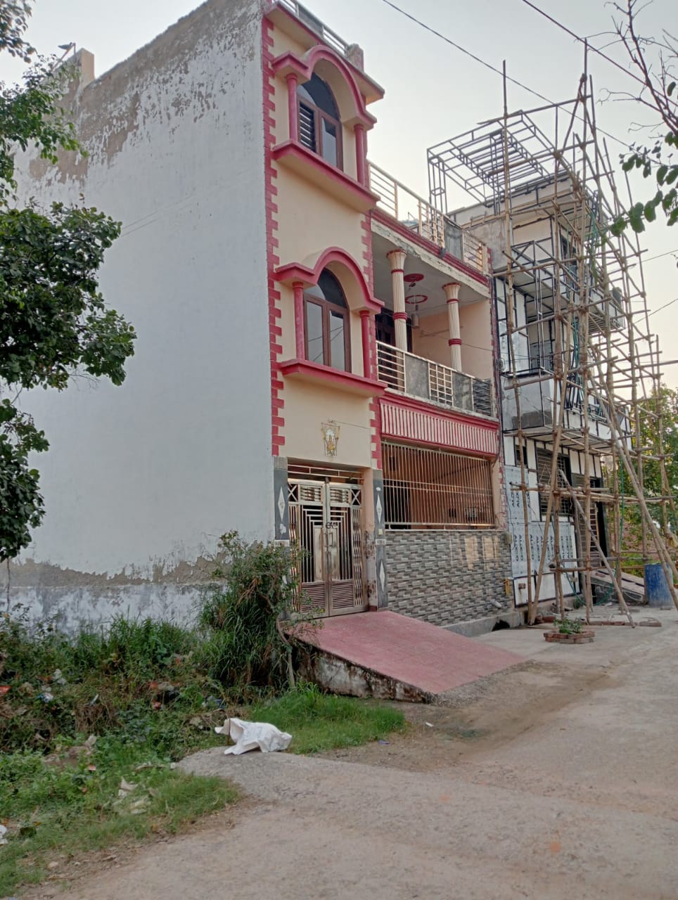 Individual House for Sale in Agra