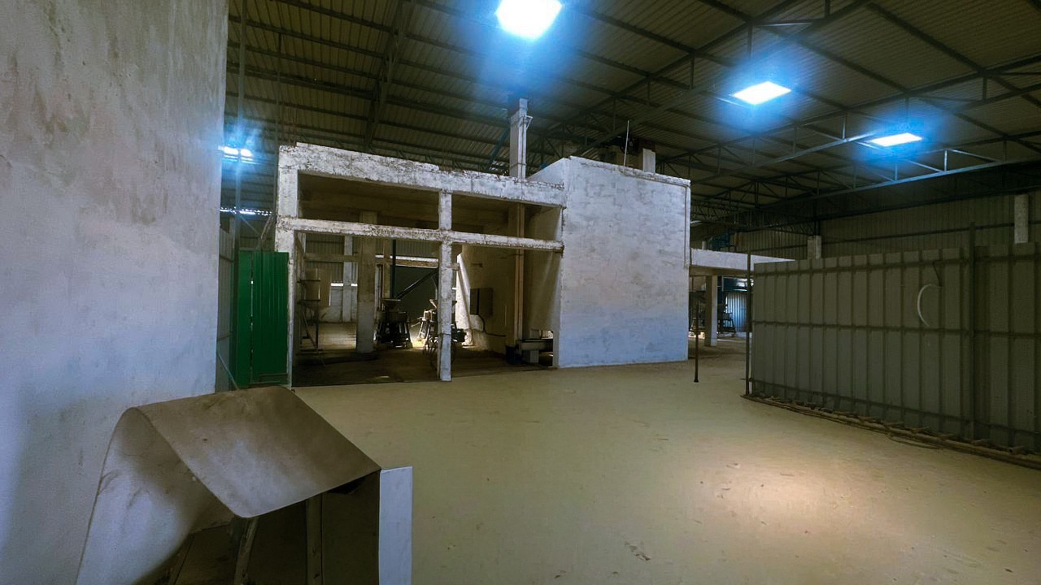Industrial Plot with Factory Building for Sale in Indora
