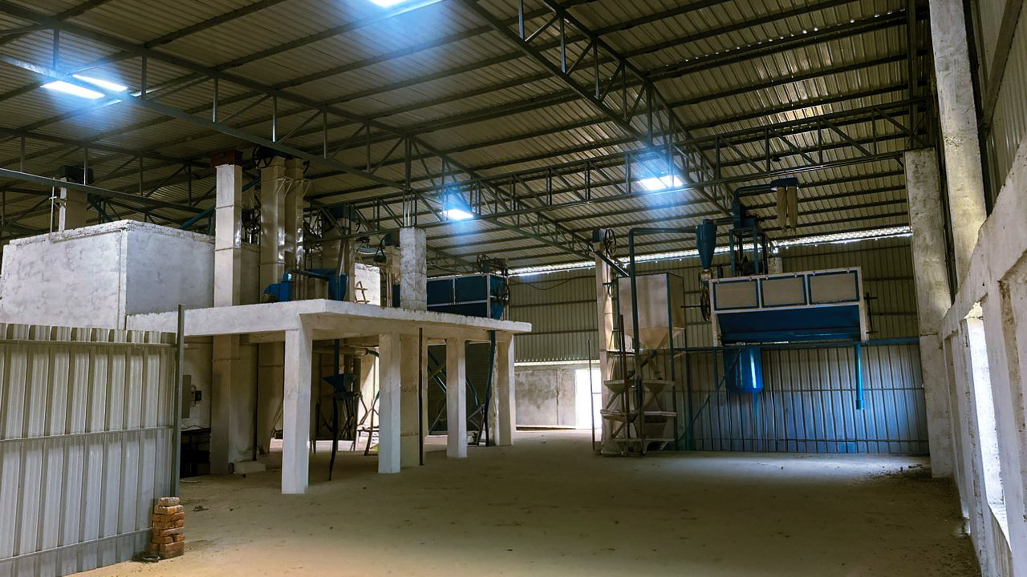 Industrial Plot with Factory Building for Sale in Indora