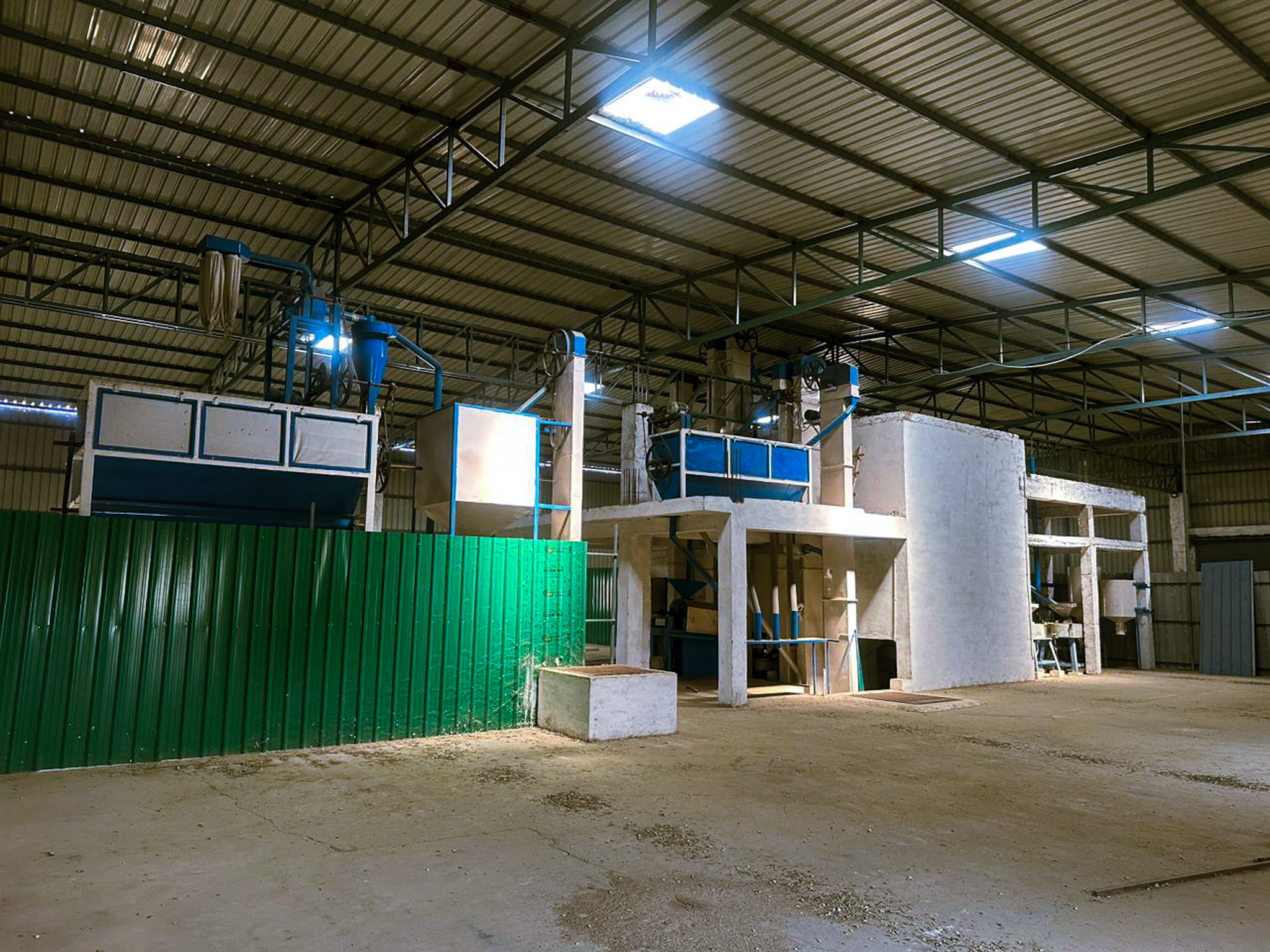 Industrial Plot with Factory Building for Sale in Indora