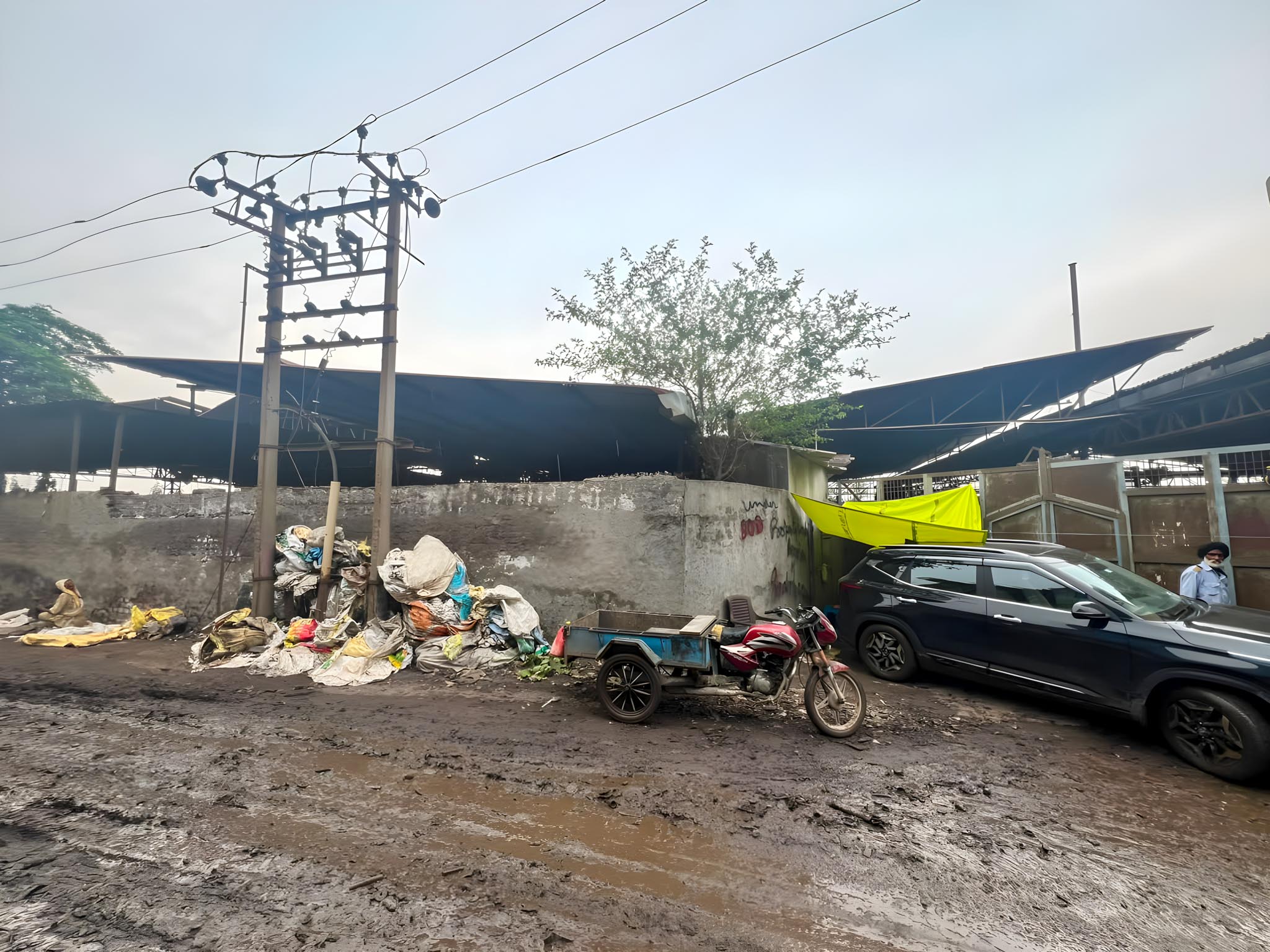 2117 square yard Shed with Plant and Machinery for sale in Mandi Govindgarh