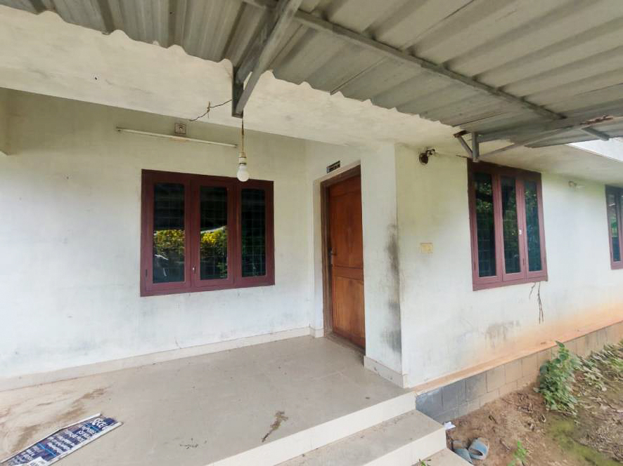 Individual House for Sale in SANTHOSHKUMAR P K, THRISSUR, Avittathur