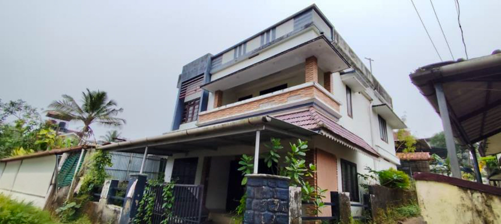 Individual House for Sale in 700 meter away from Kunnumpuram junction in Thengana -Nalukodi Road,Changanassery, Kottayam District, Paippad