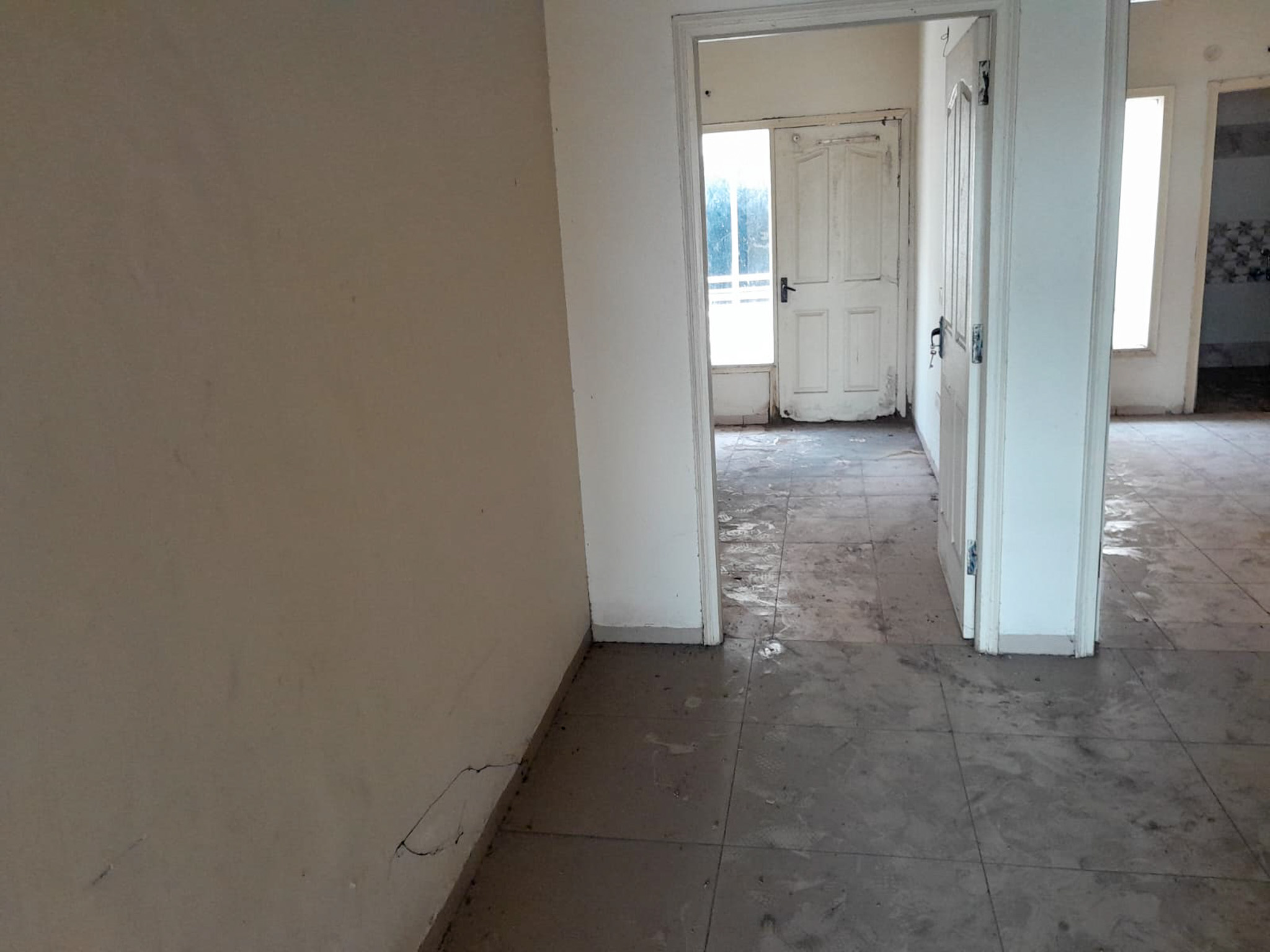 1000 square feet Flat for sale in Sahnewal