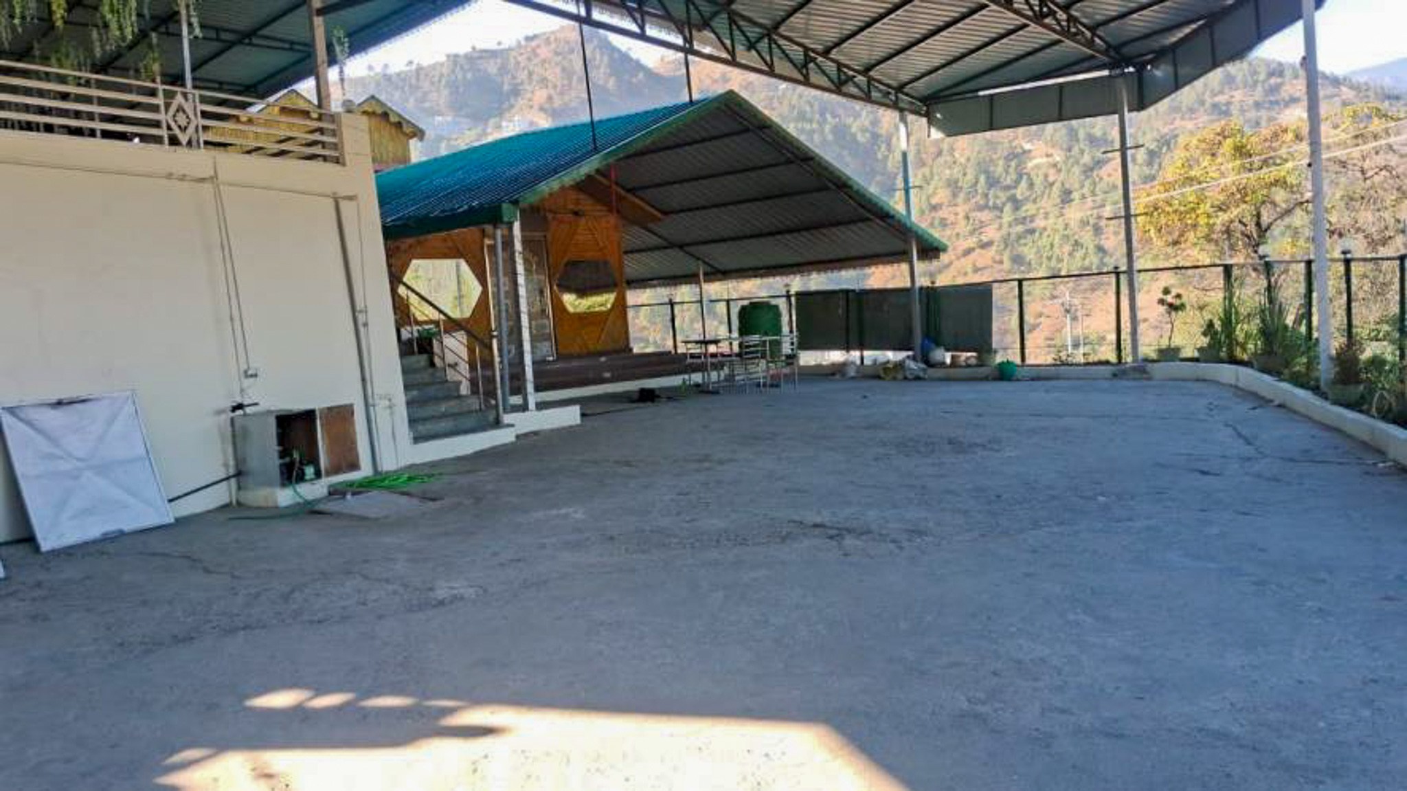 Hotel for Sale in Friends Club Resort, Dharasu Marg chamba, Chamba