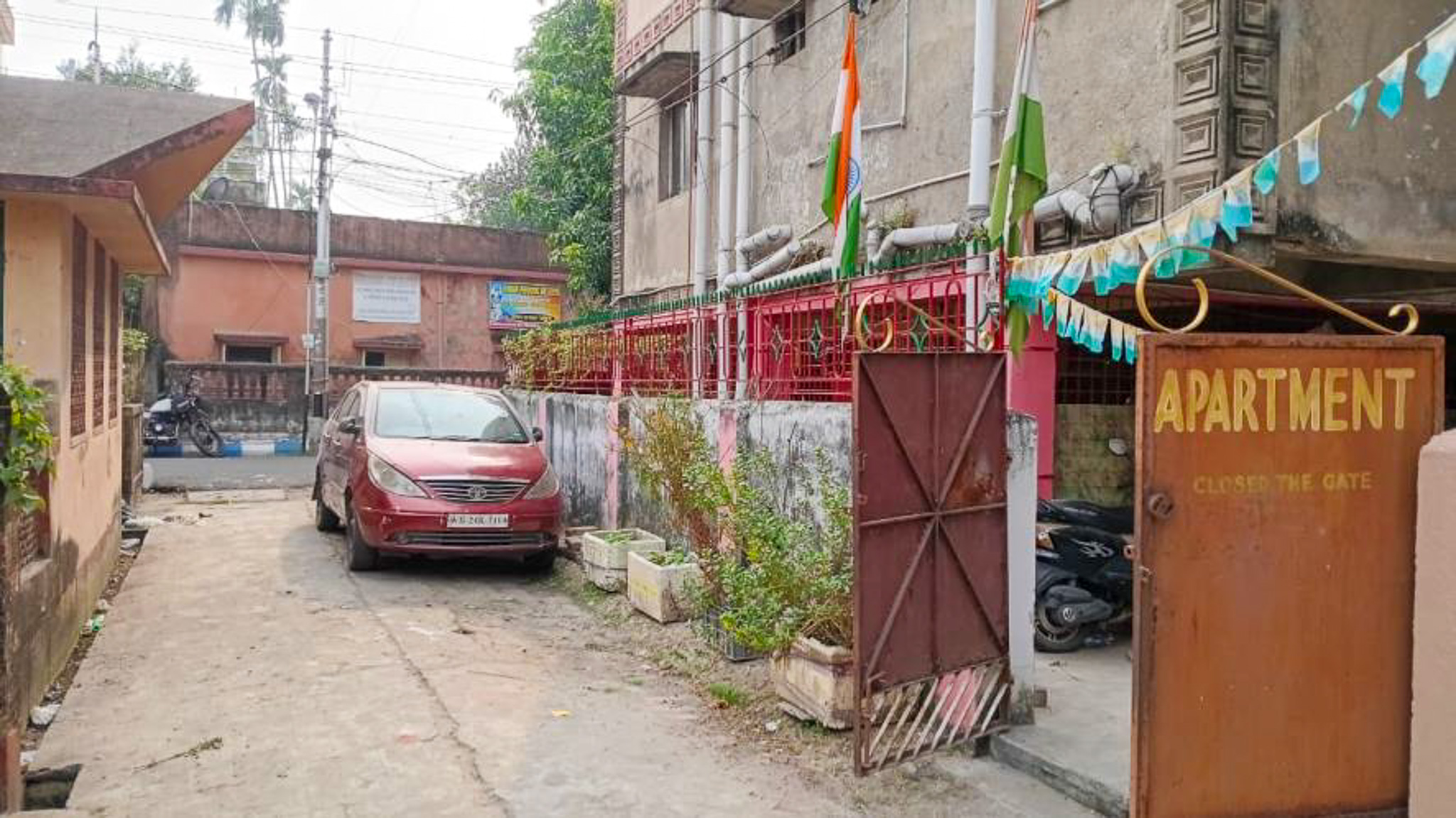 2 BHK Flat for Sale in Rakhal Mukherjee Road PO & PS Sarsuna KMC Ward 126 near Sishu kalyan School, Kolkata