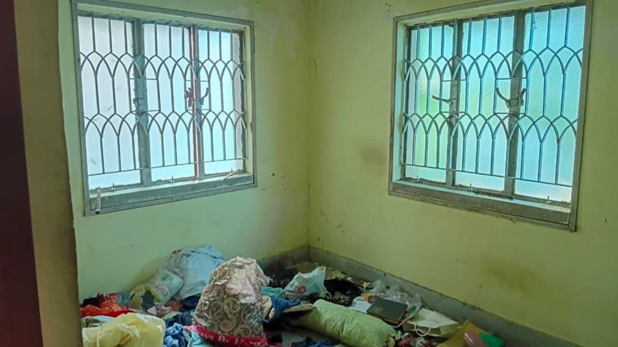 2 BHK Flat for Sale in Rakhal Mukherjee Road PO & PS Sarsuna KMC Ward 126 near Sishu kalyan School, Kolkata