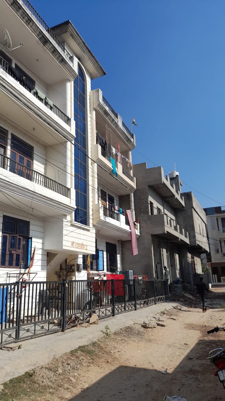 Flat in Niwaru Road, Jhotwara
