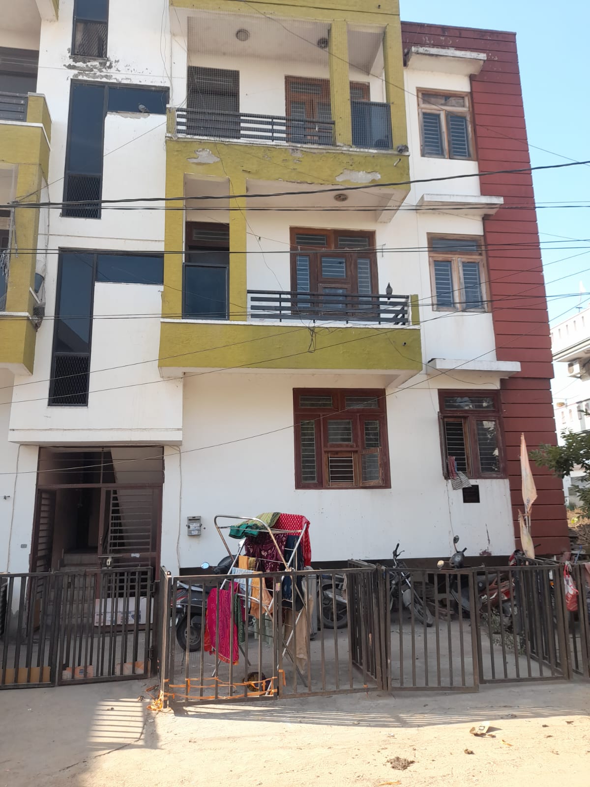 Flat for Sale in Ajmer Road