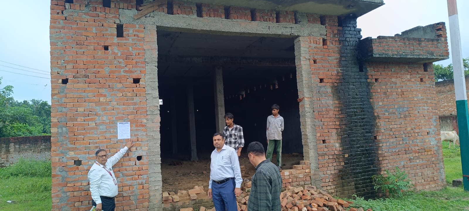 Individual House for Sale in Hasanpur