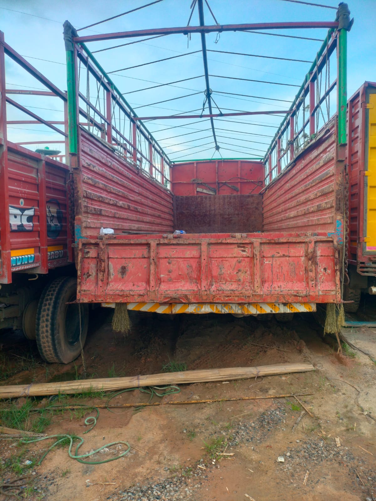 Truck  Goods Carrier VEHICLE for Sale in GUWAHATI
