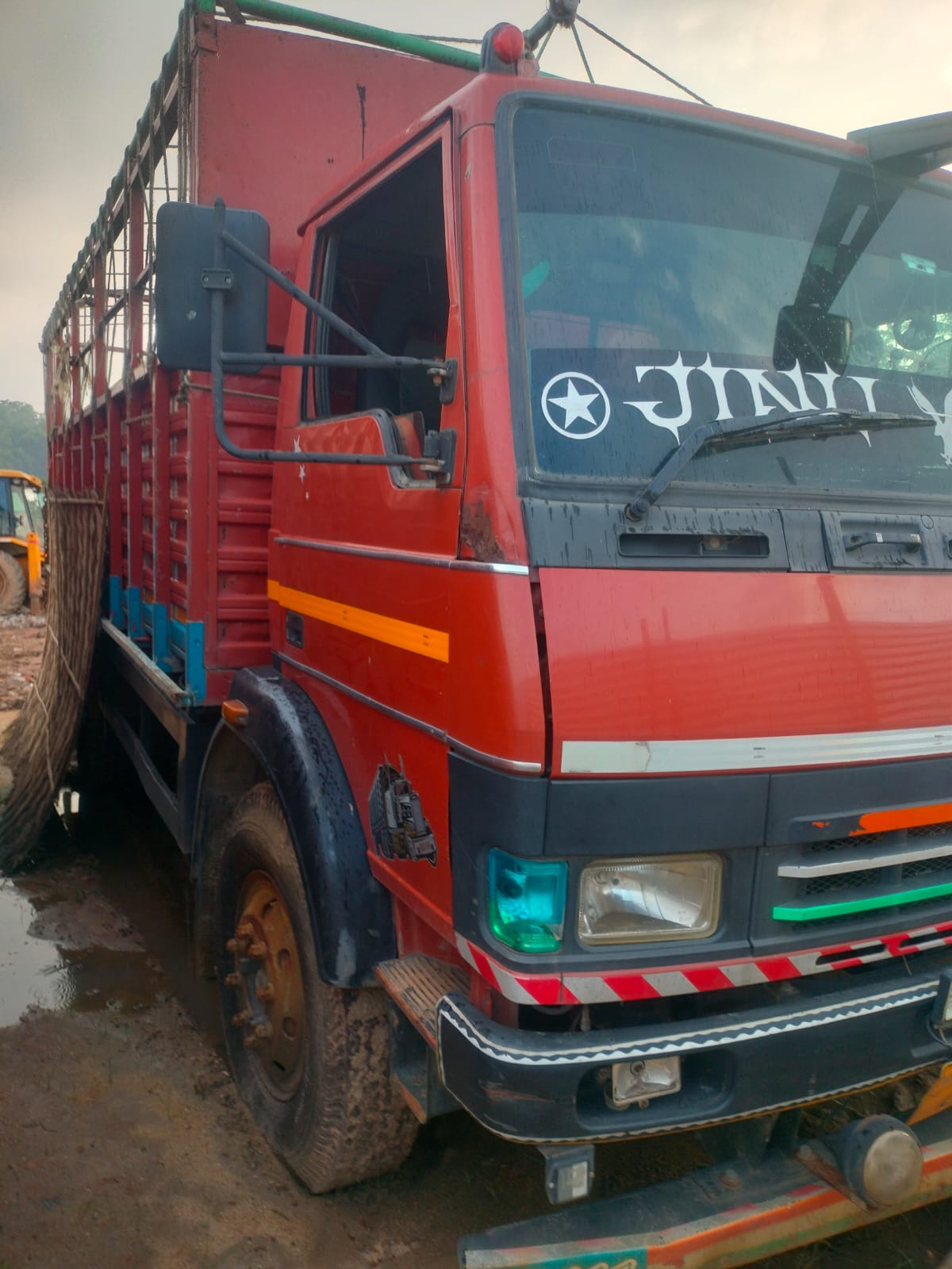 Truck  Goods Carrier VEHICLE for Sale in GUWAHATI