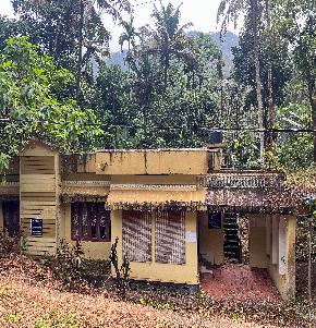 Individual House for Sale in Edamannil House, Vayyattupuzha P O, Pathanamthitta – 689663, Pathanamthitta