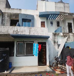 Individual House for Sale in Baben