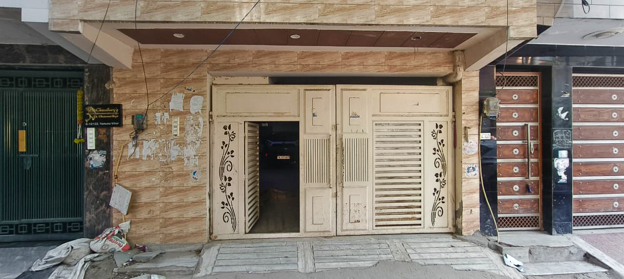 Flat for Sale in New Delhi