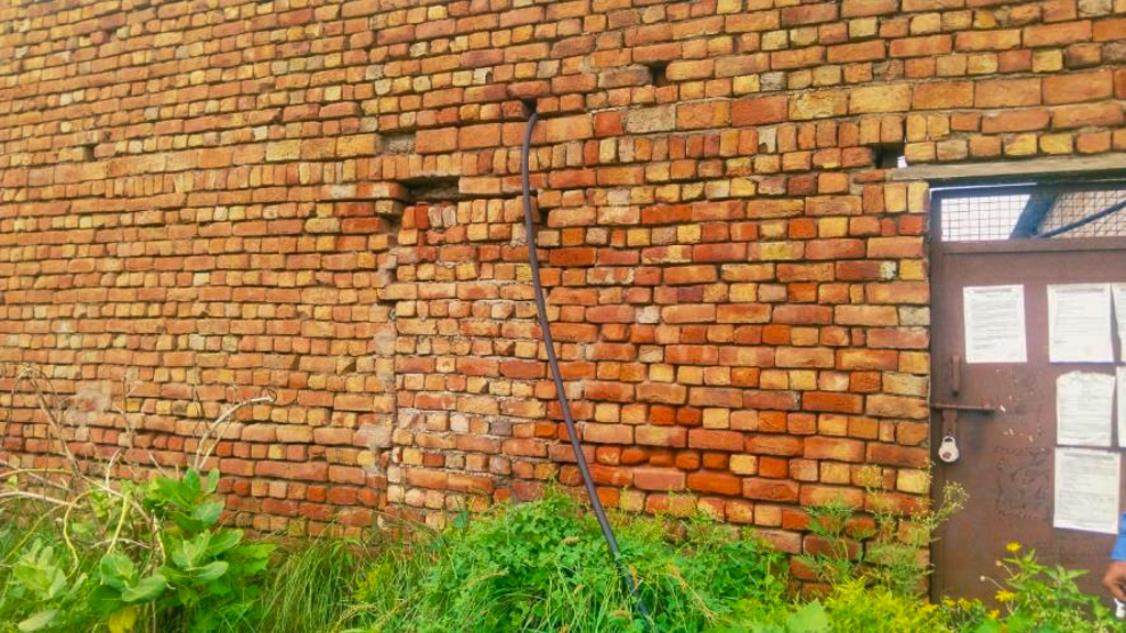 Individual House for Sale in Near Railway Phatak village Dhana Ladanpur Bhiwani, Bhiwani