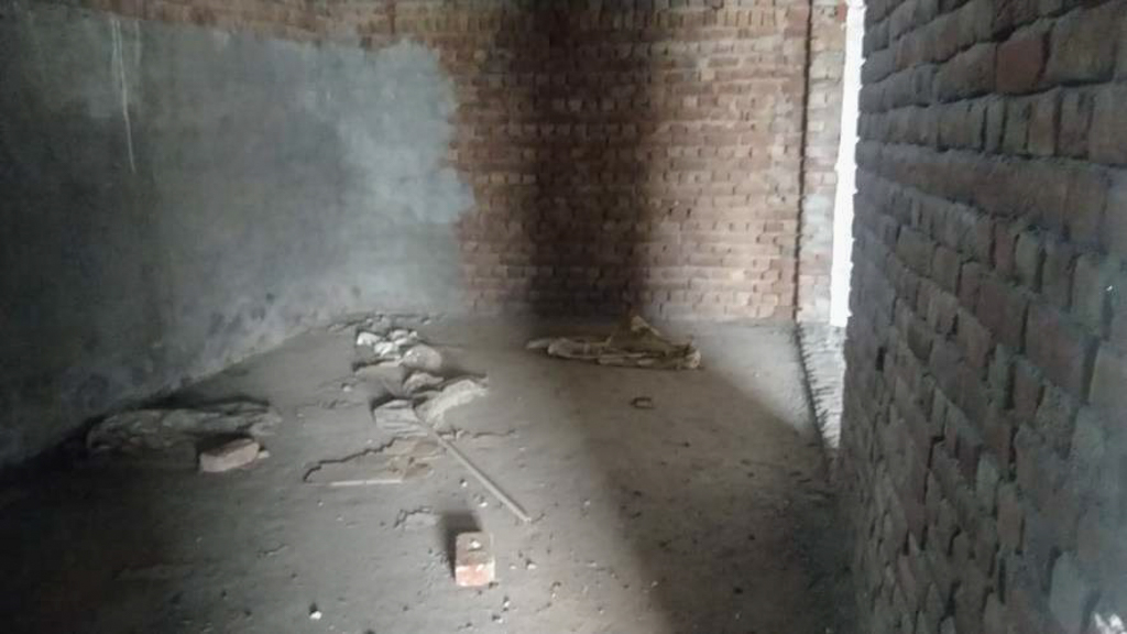 Individual House for Sale in Near Railway Phatak village Dhana Ladanpur Bhiwani, Bhiwani