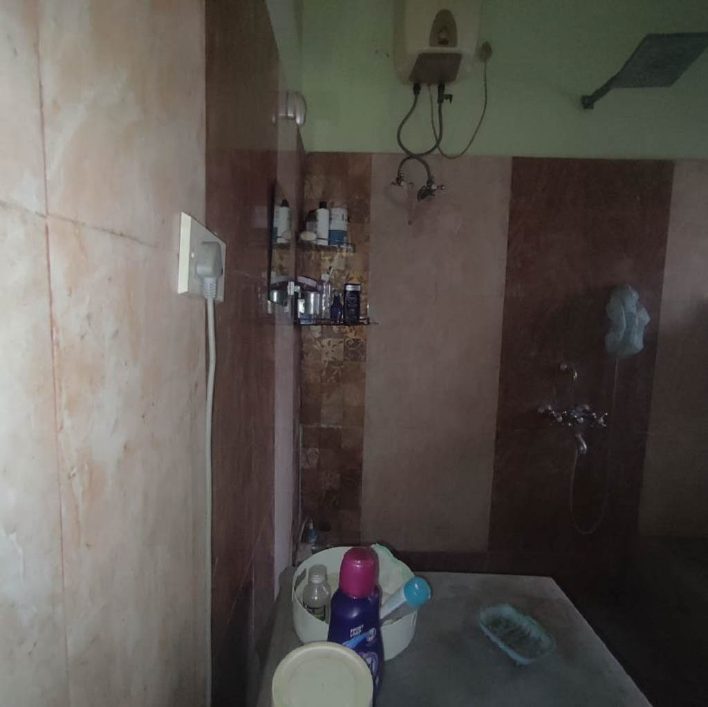 Individual House for Sale in Bally