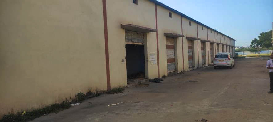 Godowns for Sale in Halvad