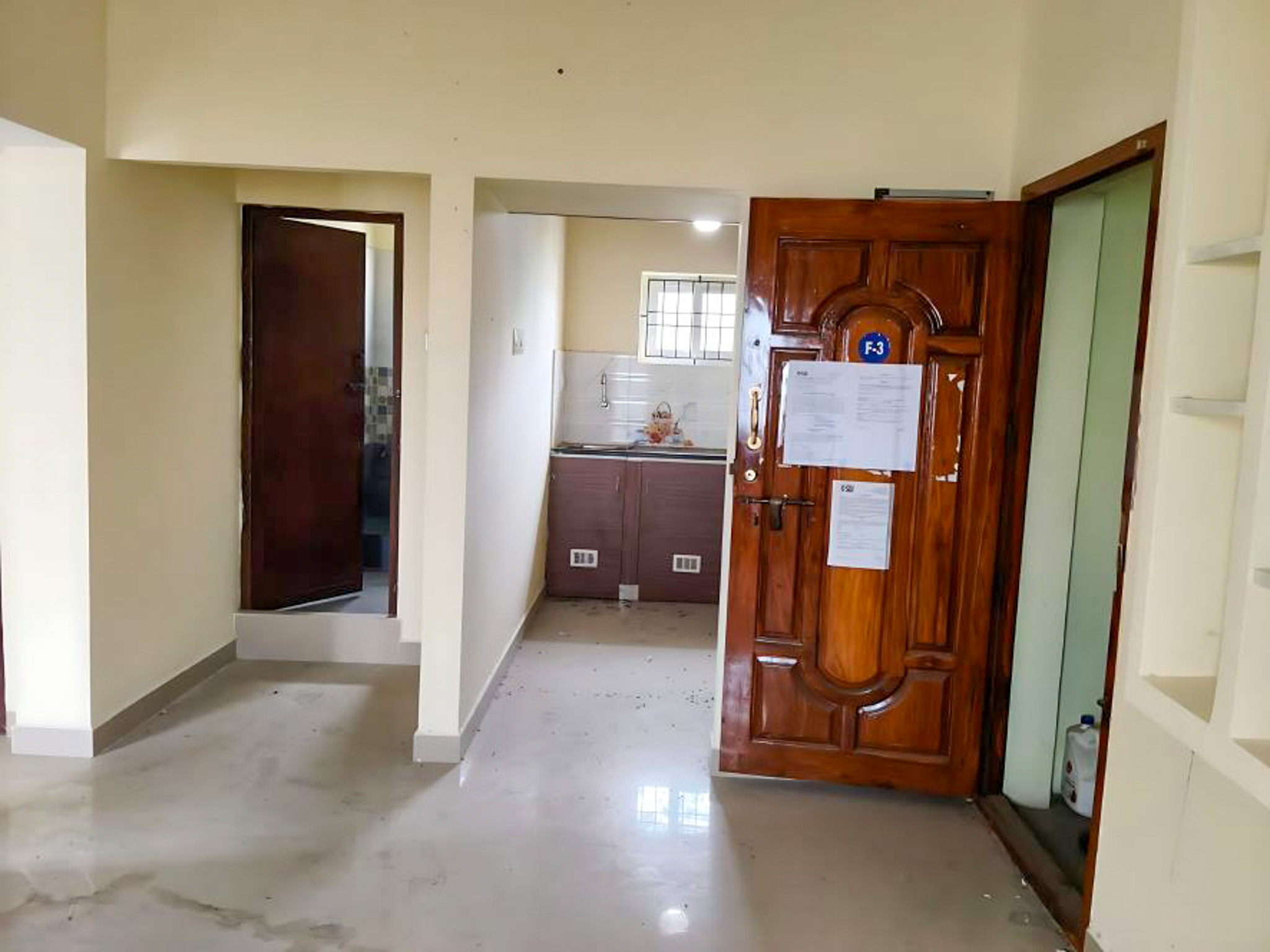 2 BHK Flat for Sale in LAKE VIEW, LOCATED IN DEVELIPONG AREA, Maraimalai Nagar