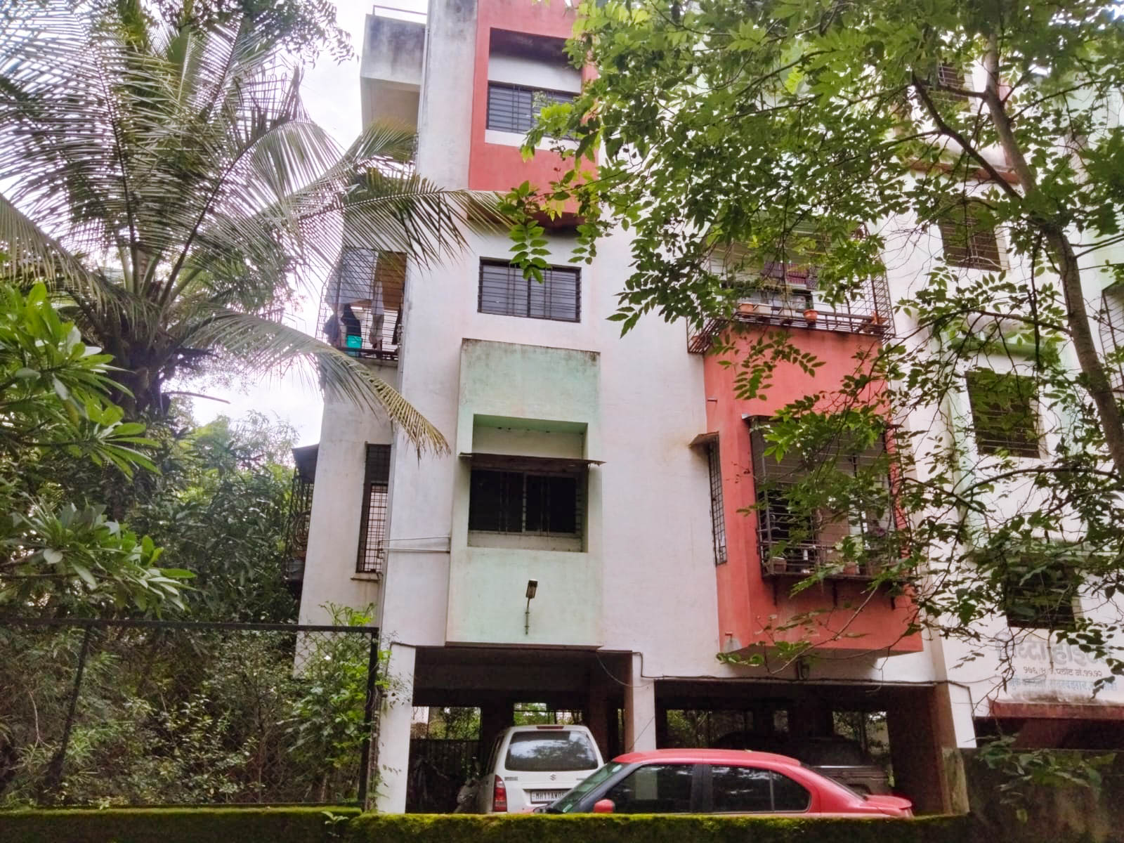 BHK Flat for Sale in SIDDHI HEIGHTS, Flat No. S-1, Second Floor, Siddhi Heights Apartment, District Satara, PIN – 415002, Satara