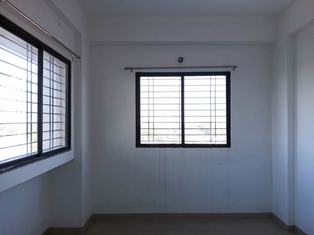 Flat for Sale in MIHAN
