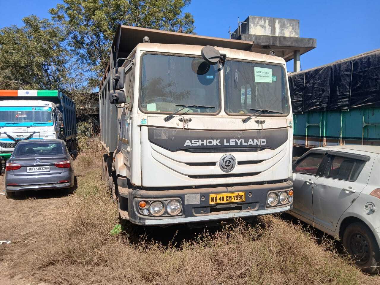 COMMERCIAL VEHICLE for Sale in Bhandara