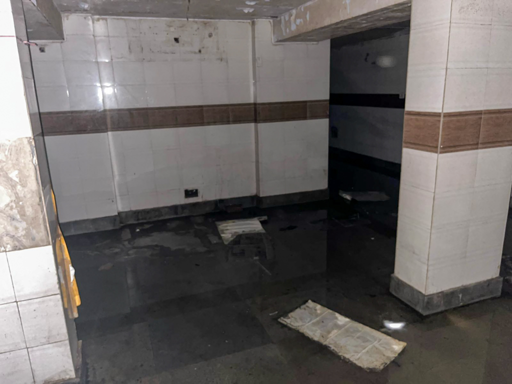 Shops for Sale in New Delhi