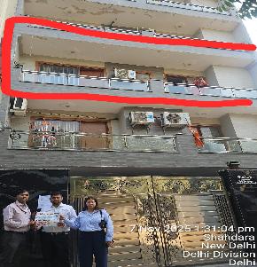 Flat for Sale in vivek vihar delhi, New Delhi