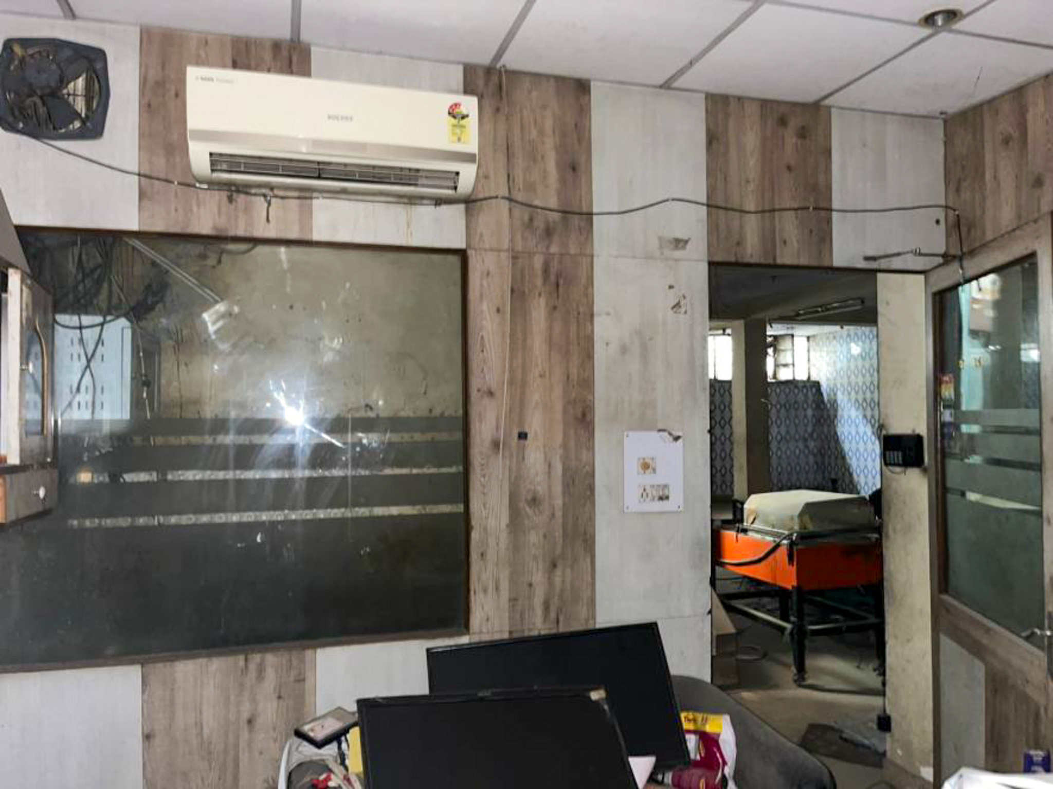 Flat for Sale in New Delhi