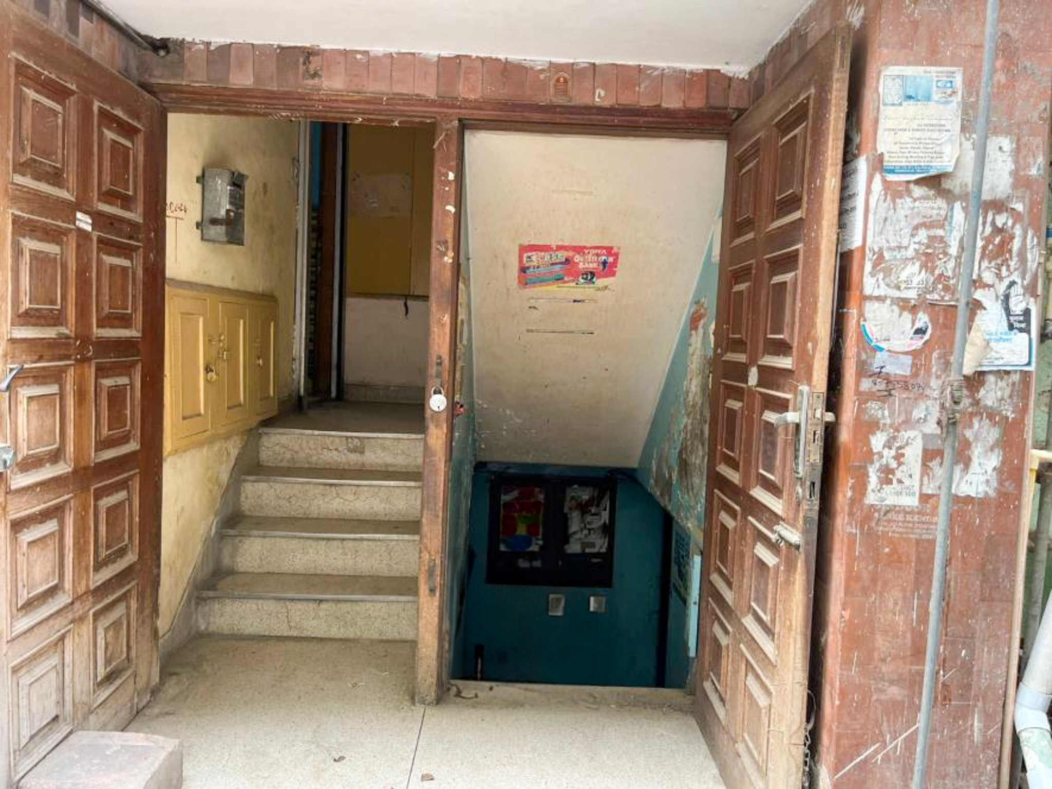 Flat for Sale in New Delhi