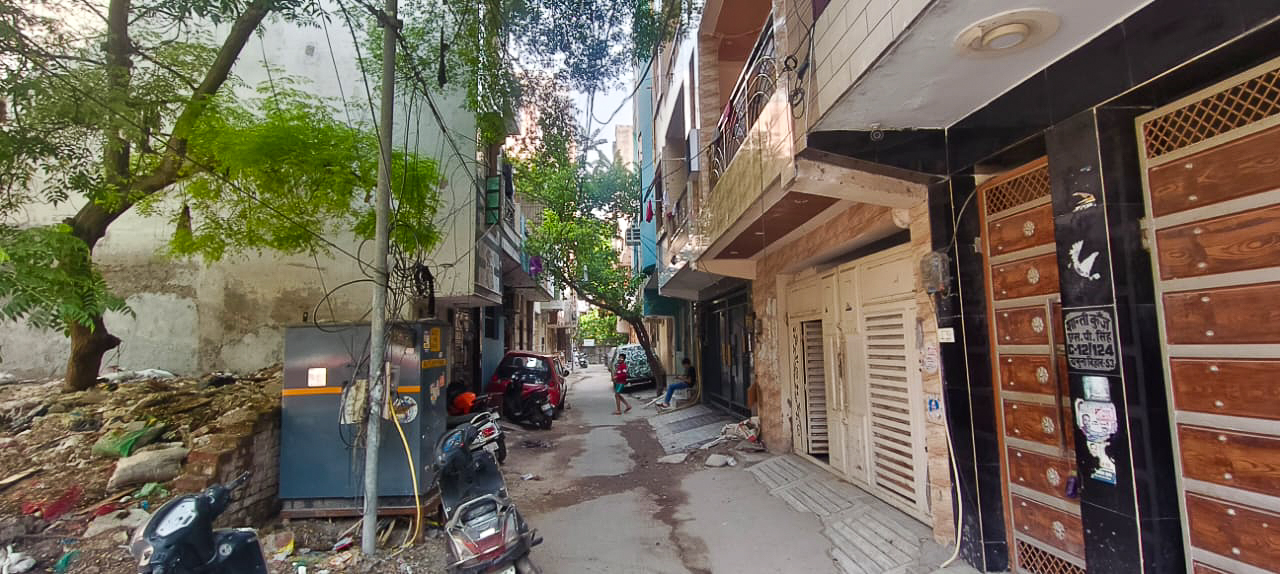 Flat for Sale in New Delhi