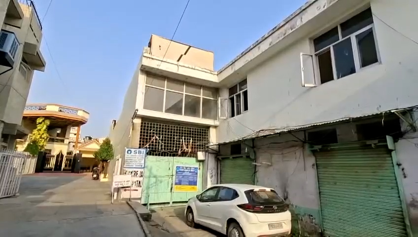 Godowns for Sale in Pathankot Danghu Road, Bungal