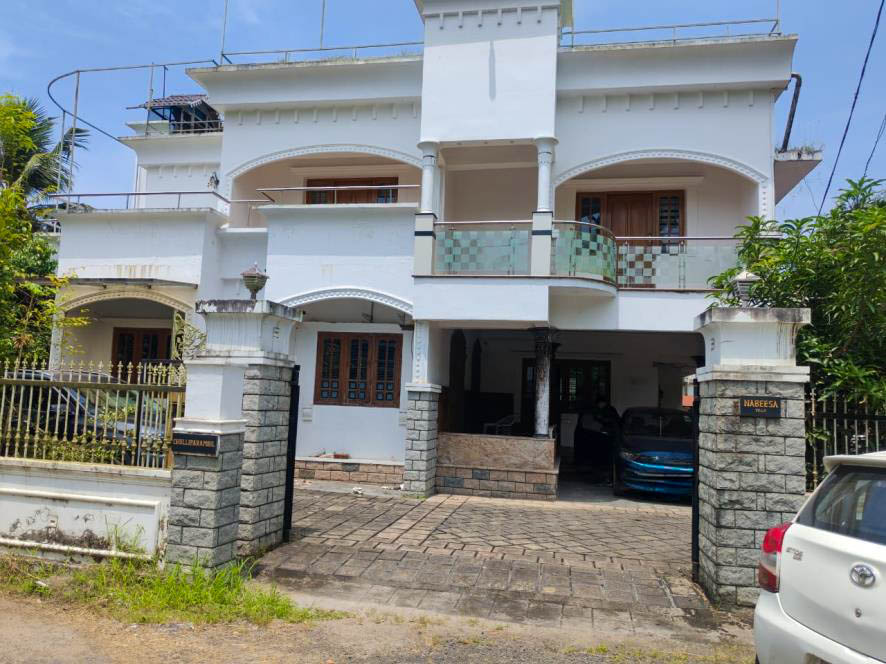 Individual House for Sale in ABDU C BAVU, KADUNGALLUR, Padiyur