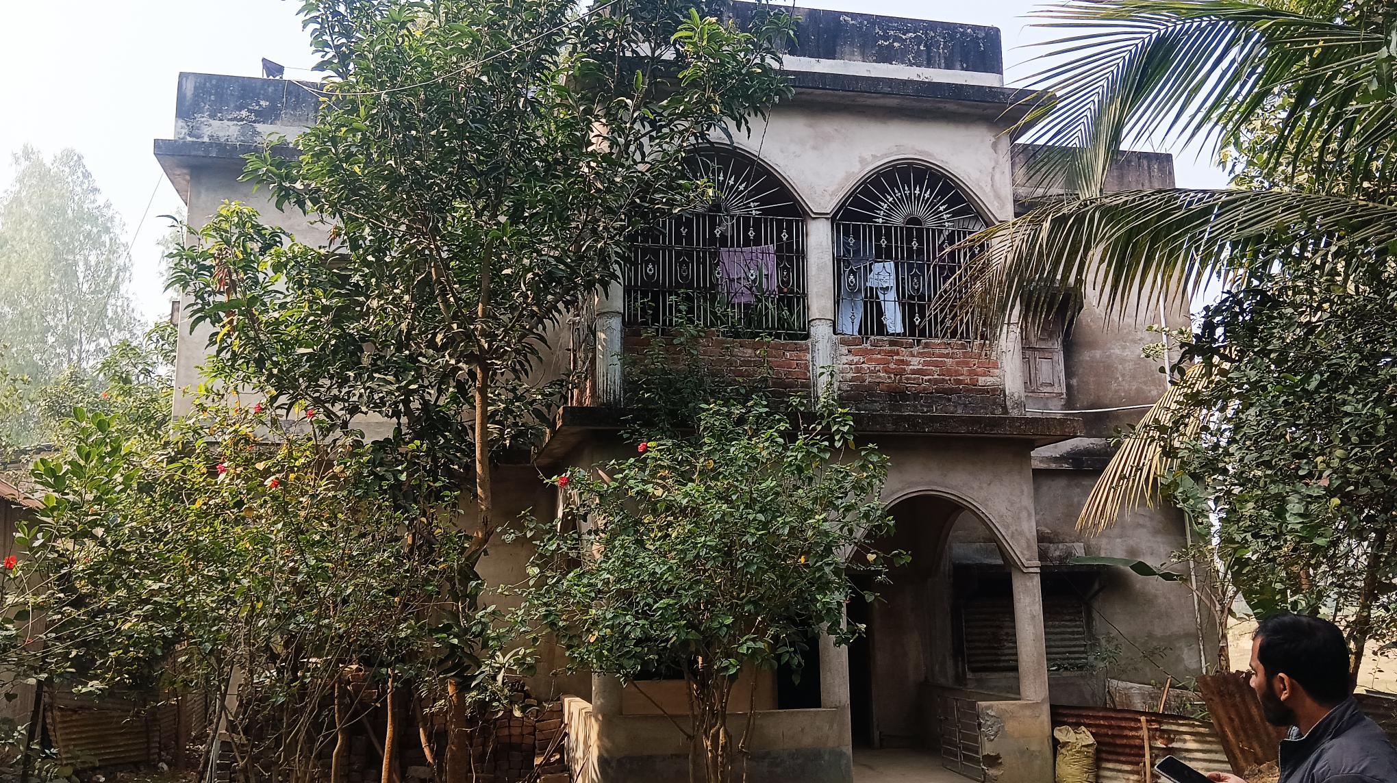 Individual House for Sale in Gangarampur