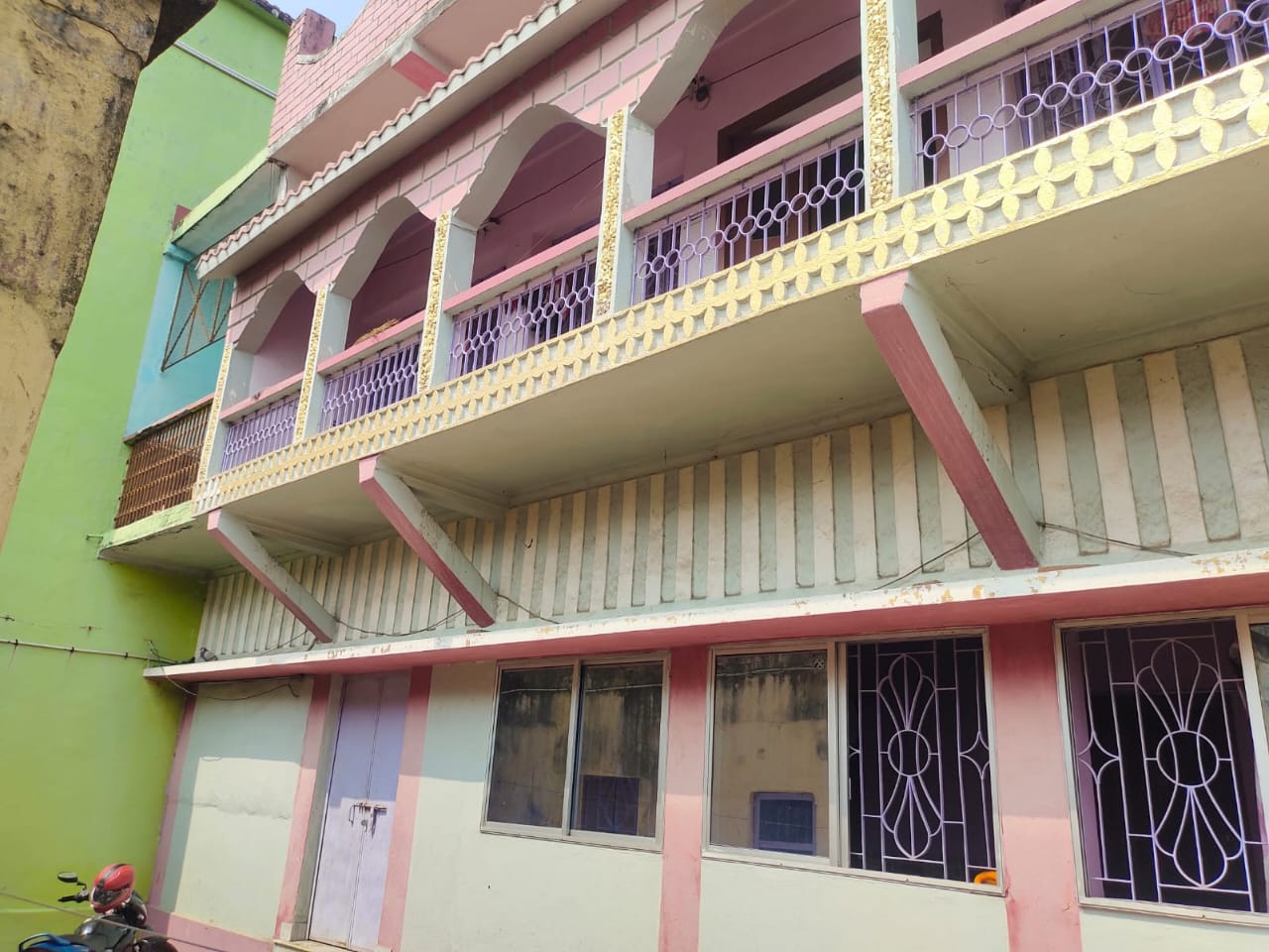 Individual House for Sale in Beliatore