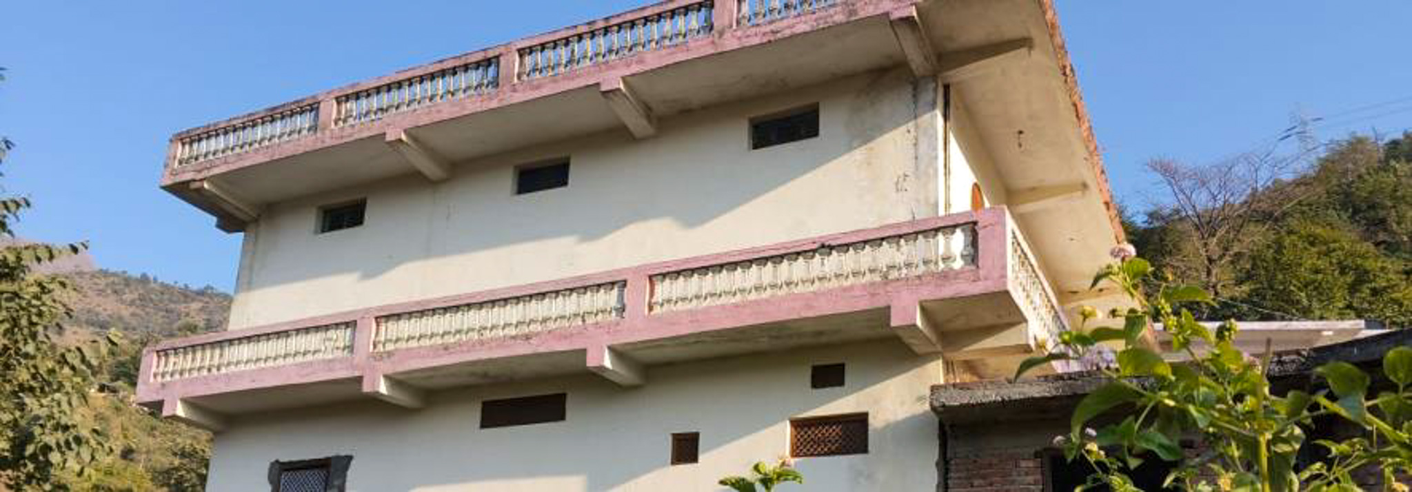Individual House for Sale in Mandi
