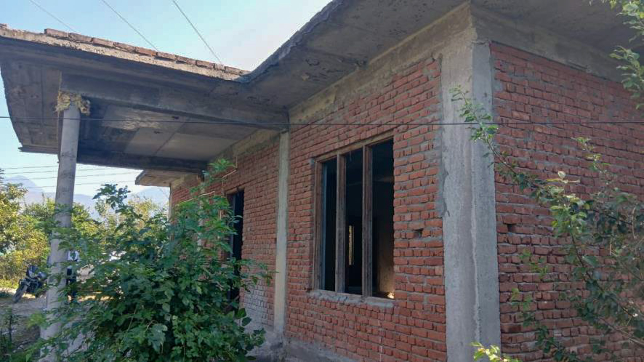 3 BHK Individual House for Sale in NA, Semi urban, Bhuntar