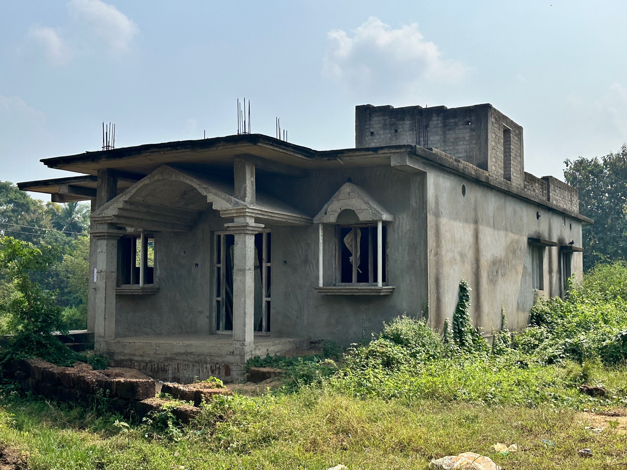Individual House for Sale in Banki