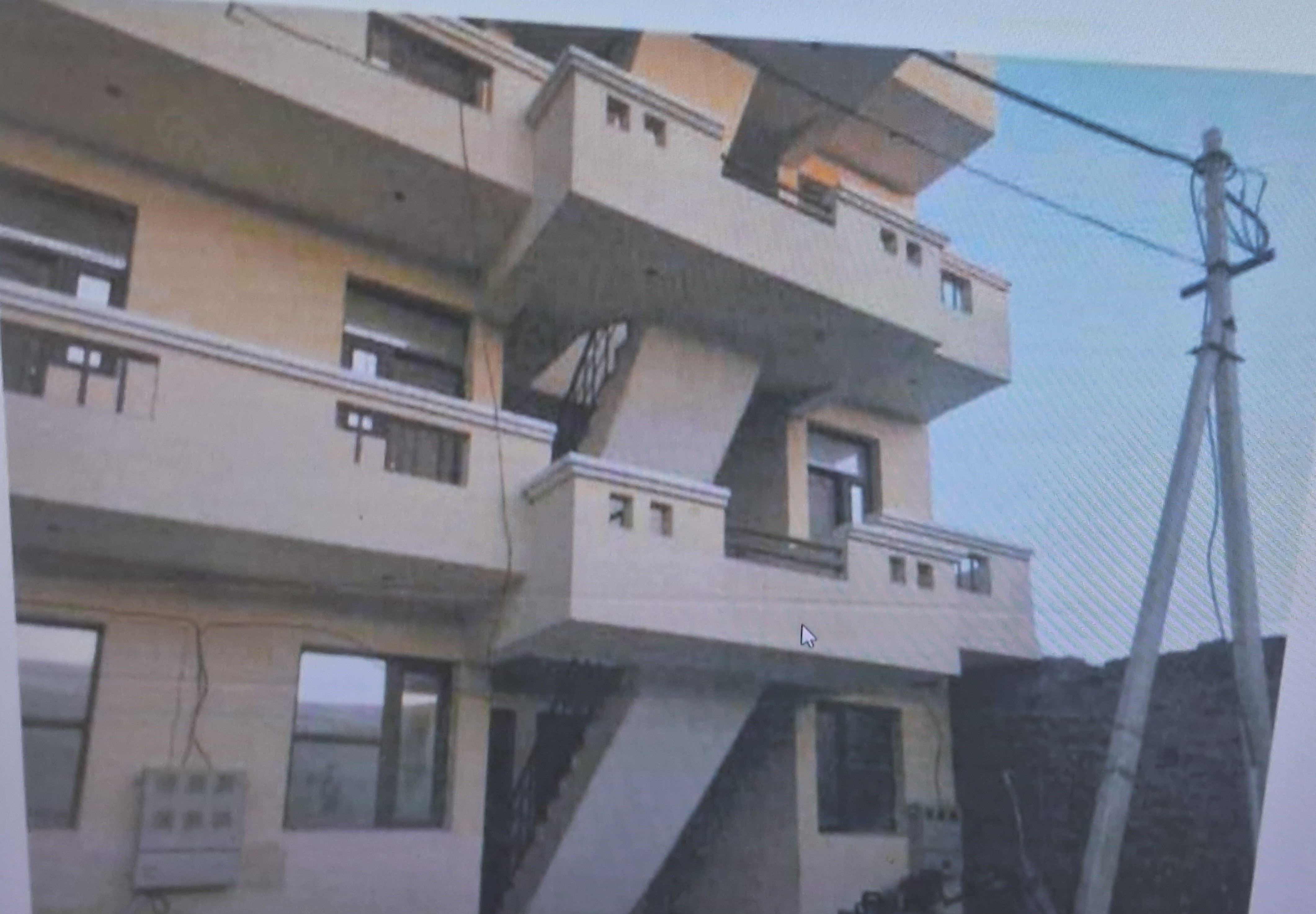 Flat for Sale in Lalru