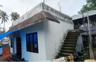 Individual House for Sale in Aroor