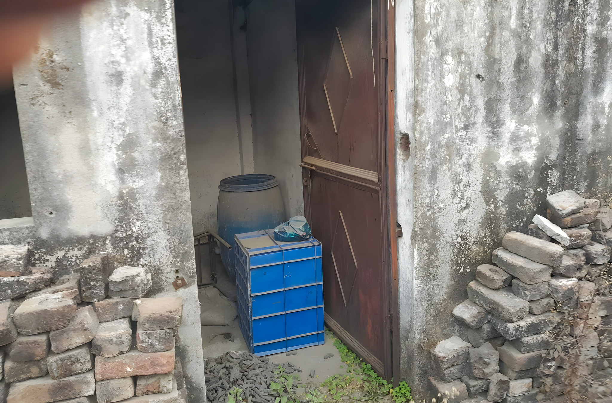 Industrial Shed for Sale in PROP MC NO B-21-7561/3b 391 sq yds in daba hadbast 262 new amar nagar t&d ldh, Ludhiana