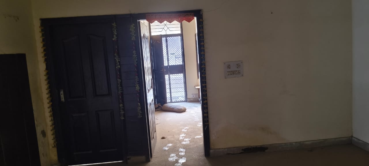 Individual House for Sale in NEW DELHI, New Delhi