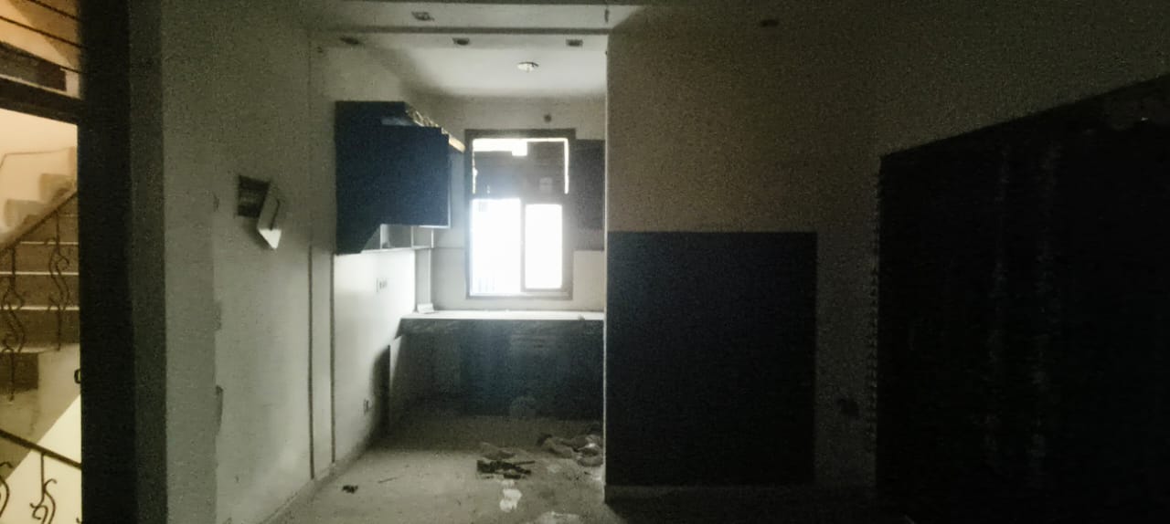 Individual House for Sale in NEW DELHI, New Delhi