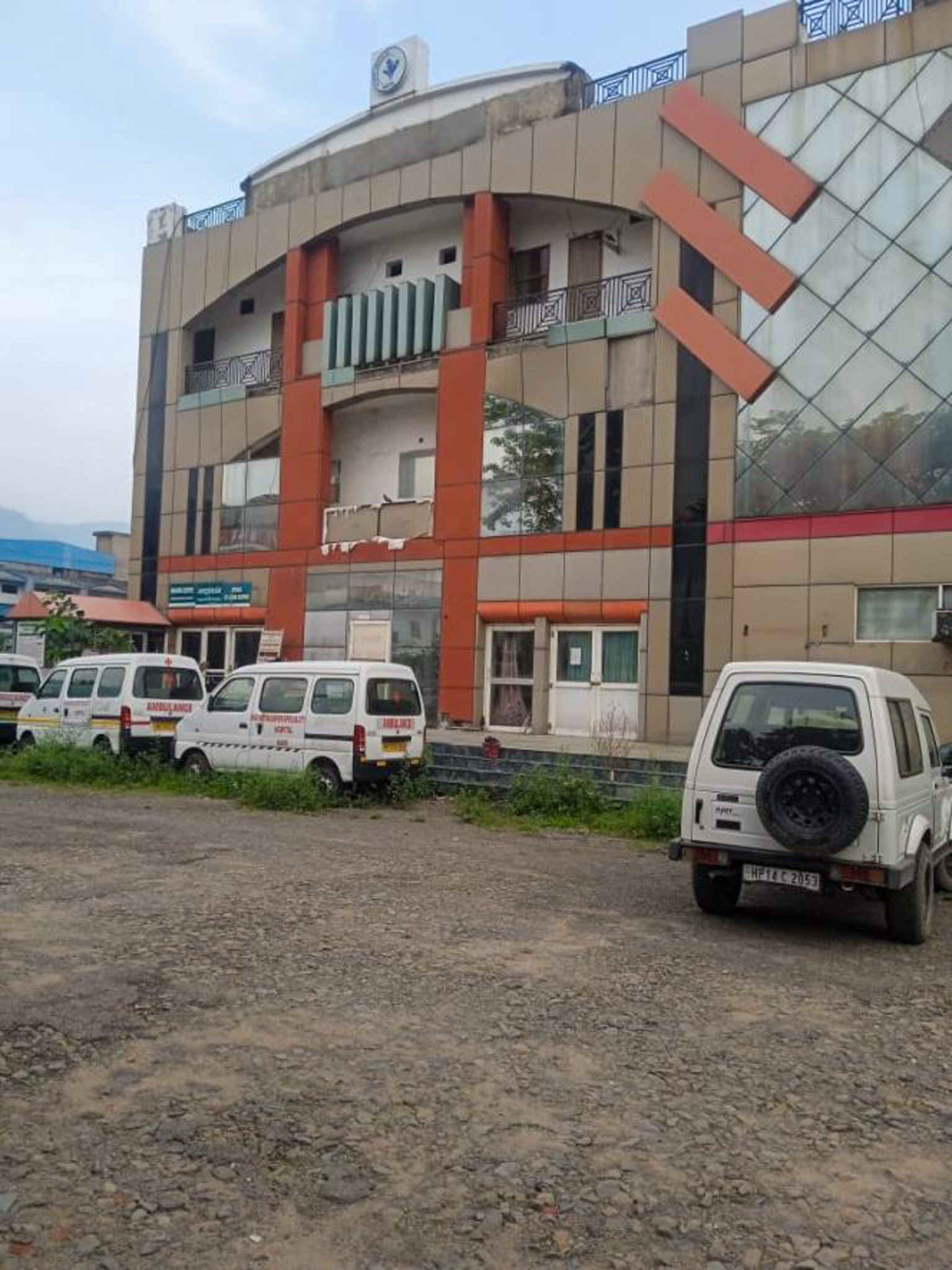 Office for Sale in Malhotra Hospital, Bhatoli Kalan, Baddi, Baddi