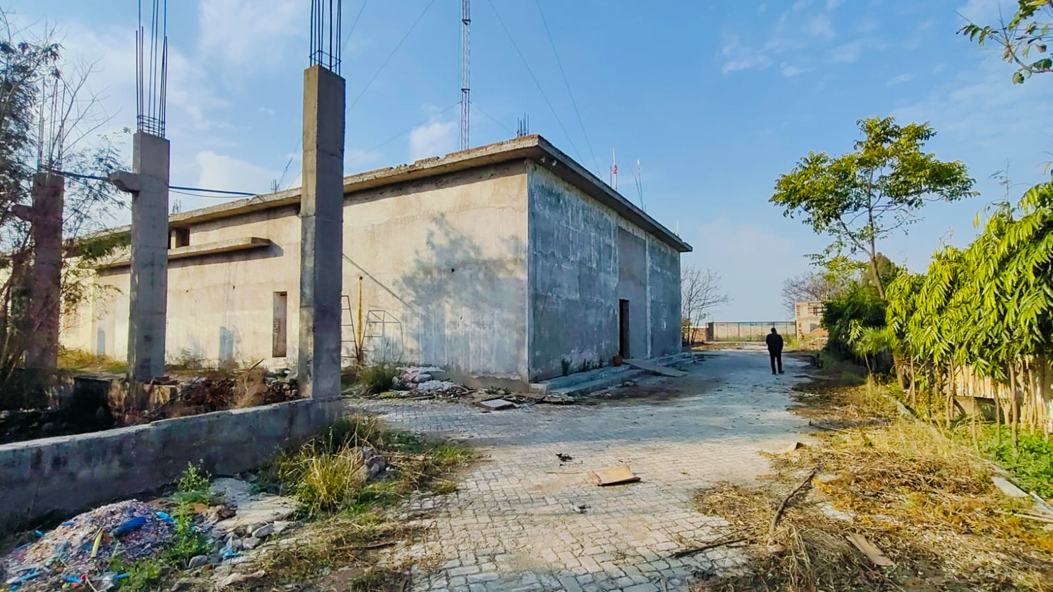 Industrial Plot with Factory Building for Sale in Ghanaur