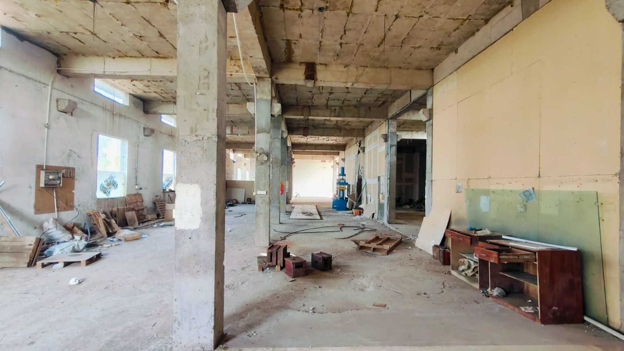 Industrial Plot with Factory Building for Sale in Ghanaur
