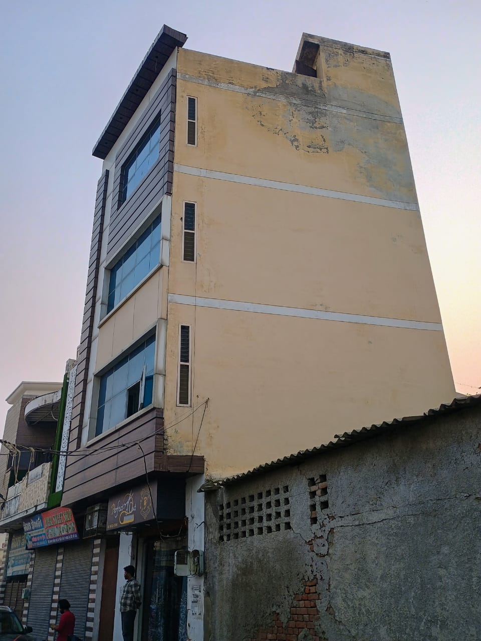 Shops for Sale in Amritsar